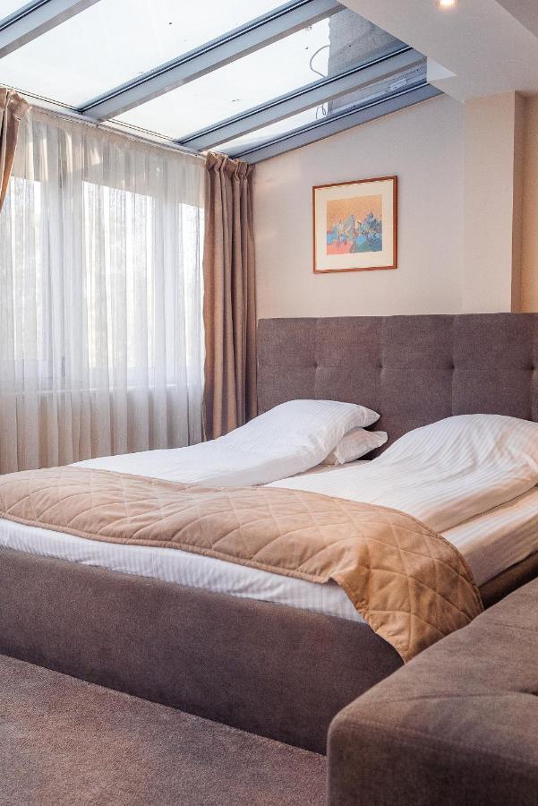 Cityscape Luxury Suites Plovdiv Ngoại thất bức ảnh